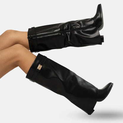 It Girl Boots – Must-Have of the Season